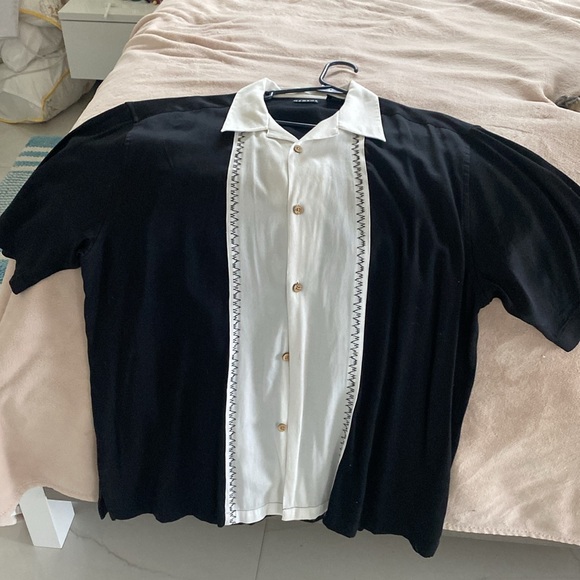 MENS GUAYABERA SHIRT , BLACK WITH WHITE STRIPE XL - Picture 5 of 10